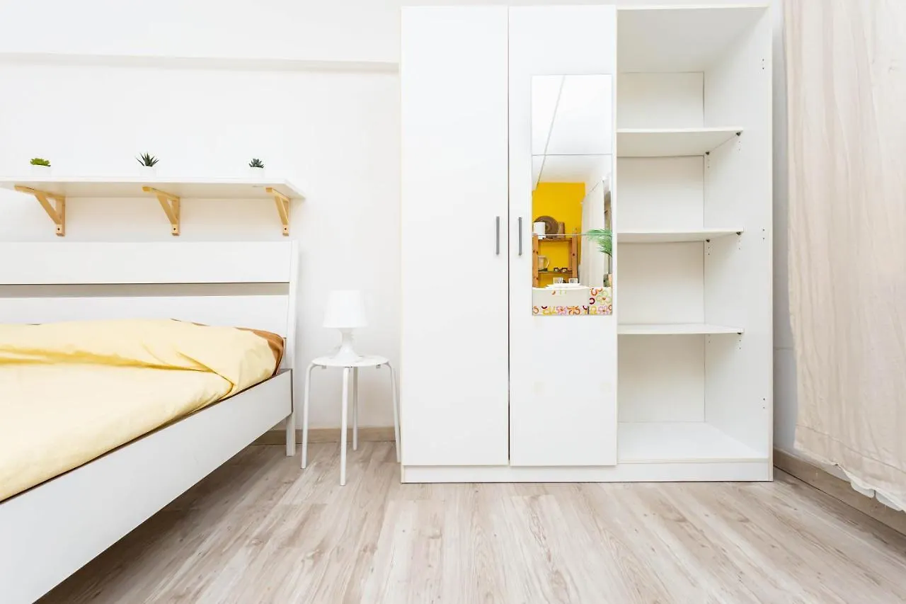 Appartamento Adorno 3 - Affitti Brevi Italia Genoa Apartment