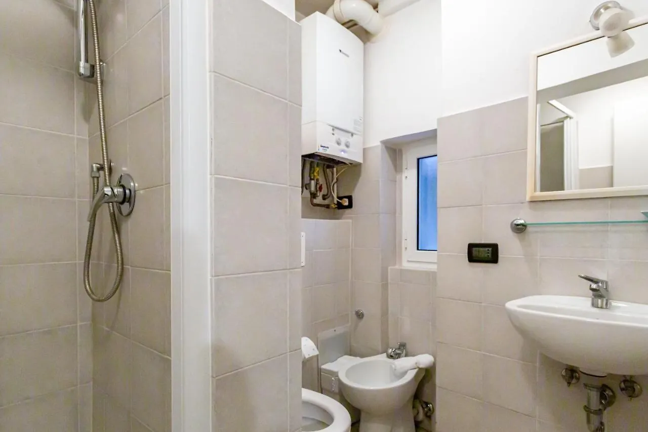 Apartment Appartamento Adorno 3 - Affitti Brevi Italia Genoa