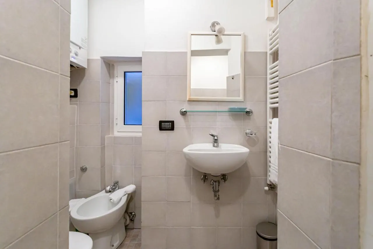 Apartment Appartamento Adorno 3 - Affitti Brevi Italia Genoa Italy