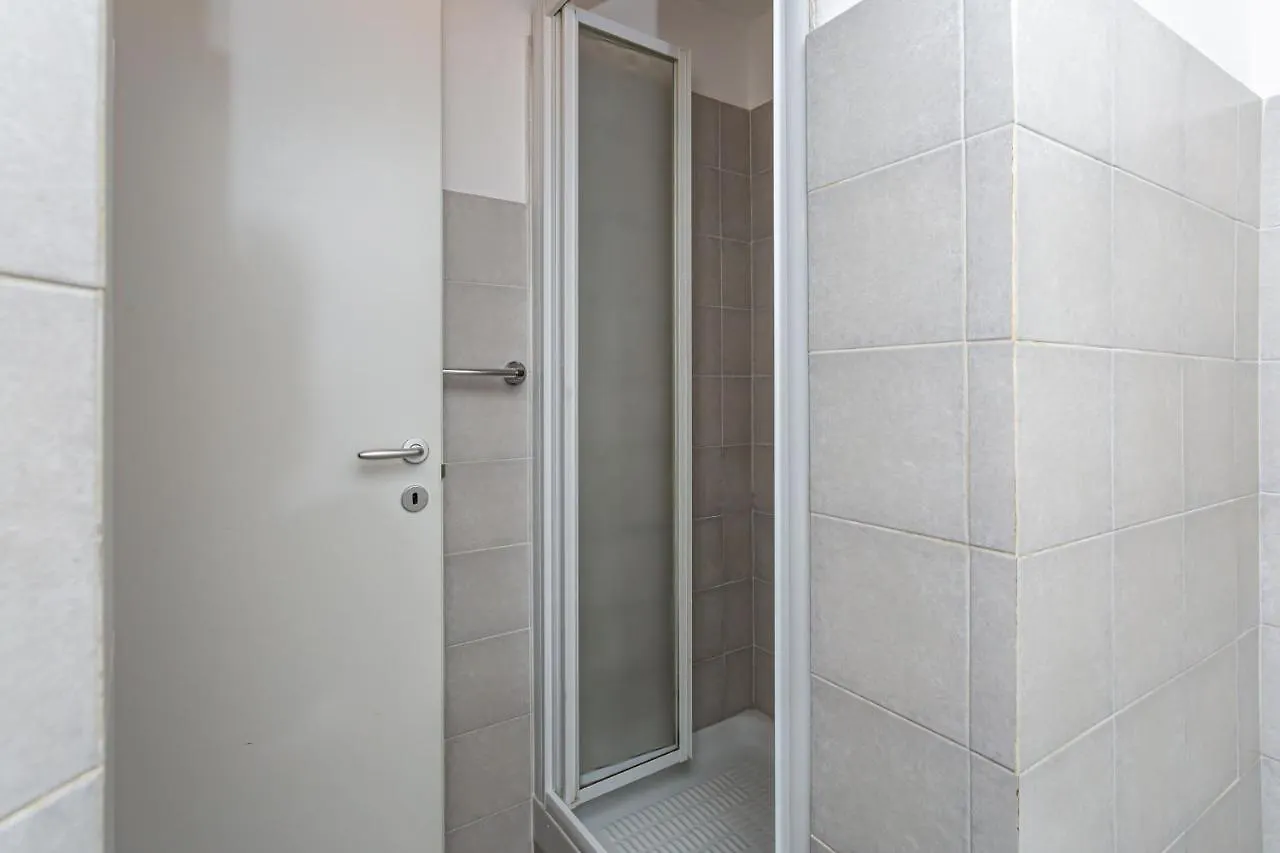 Apartment Appartamento Adorno 3 - Affitti Brevi Italia Genoa
