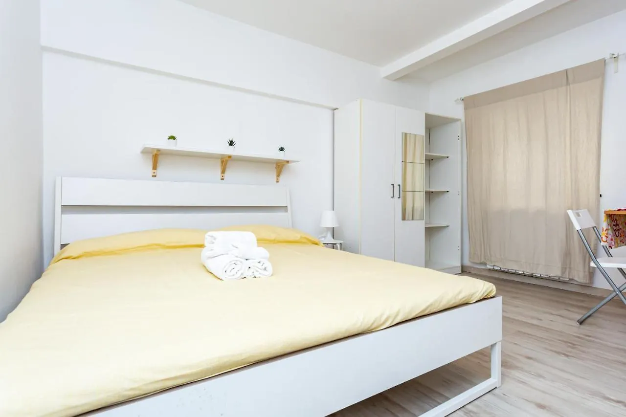 Apartment Appartamento Adorno 3 - Affitti Brevi Italia Genoa Italy